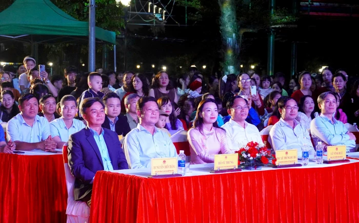 Khai mạc tuyến đường 'Hương Tết Việt' tại phường Nam Đông Hà