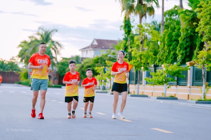 Xây dựng môi trường sinh hoạt lành mạnh, gắn kết các thế hệ