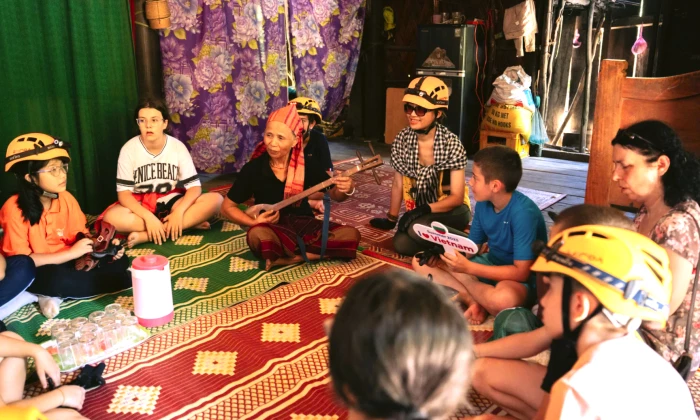 Làm du lịch bằng sự tử tế