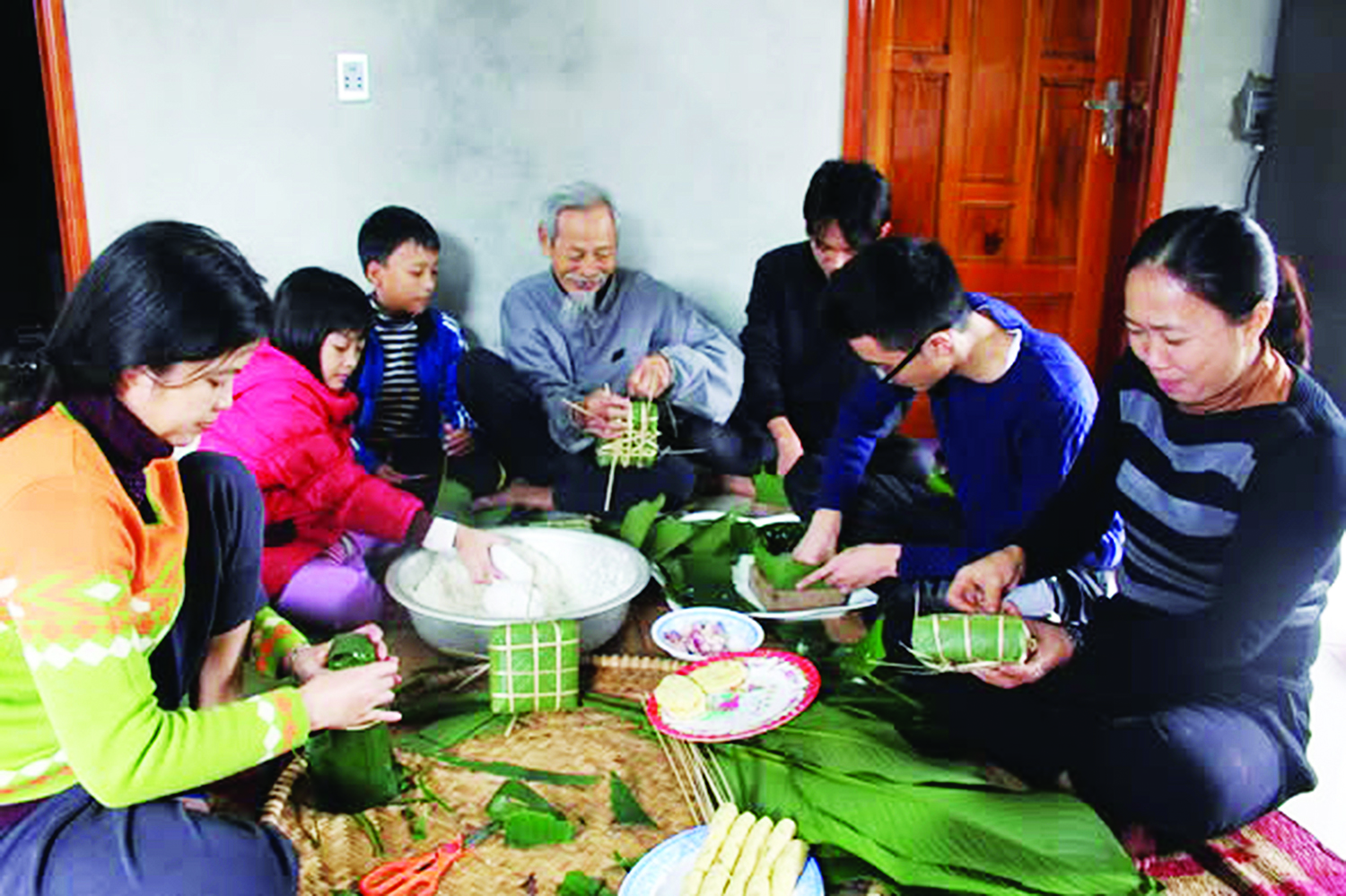 Đòn bánh tét của Tết đầu tiên sau ngày hòa bình