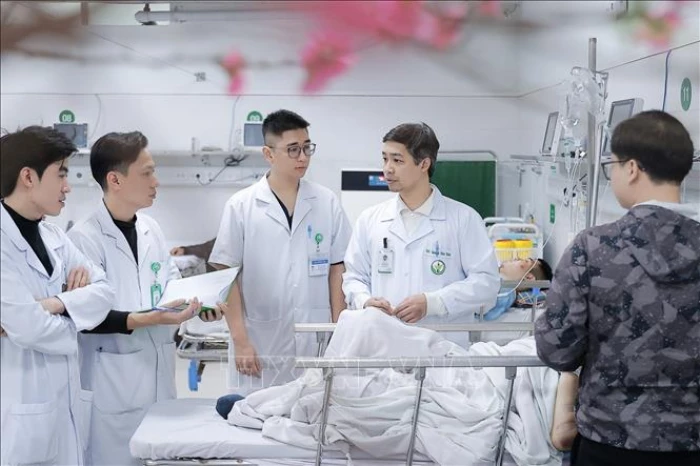 Công tác y tế được bảo đảm, không để thiếu thuốc, vật tư y tế