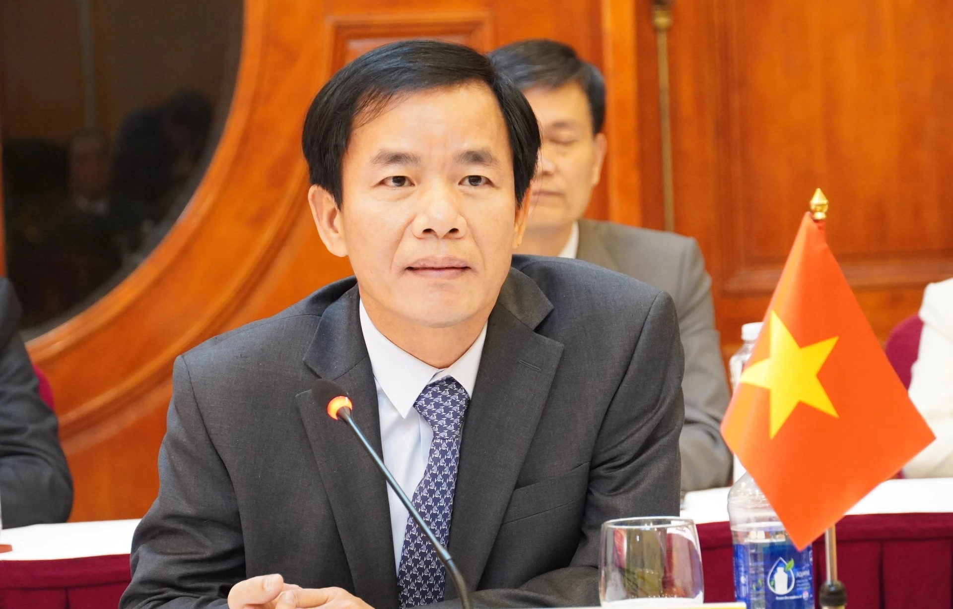 Đồng chí Nguyễn Văn Phương, Bí thư Tỉnh ủy cảm ơn những tình cảm tốt đẹp của 4 tỉnh dành cho Đảng bộ, chính quyền và Nhân dân Quảng Trị - Ảnh: QV