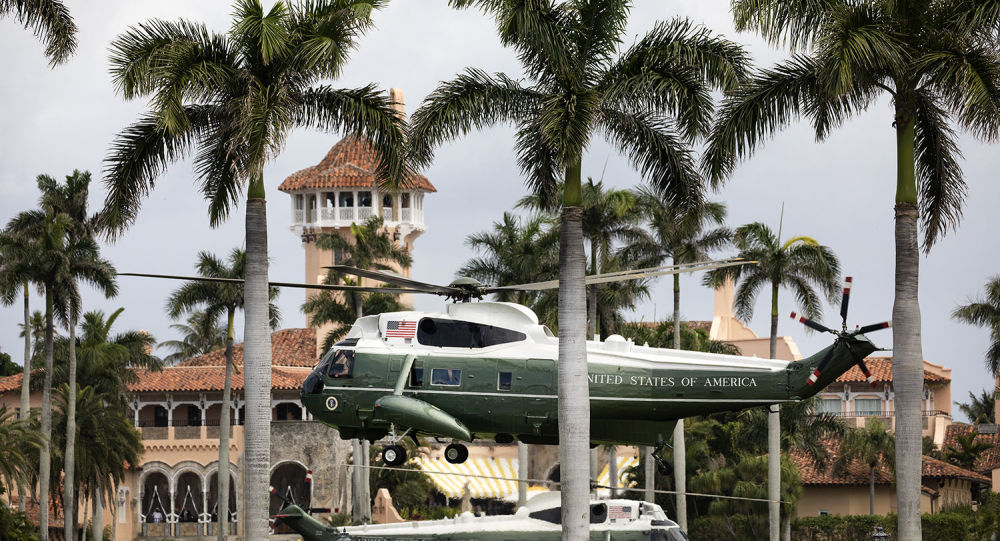 Trực thăng Marine One của Tổng thống Mỹ hạ cánh tại Mar-a-Lago. Ảnh: White House