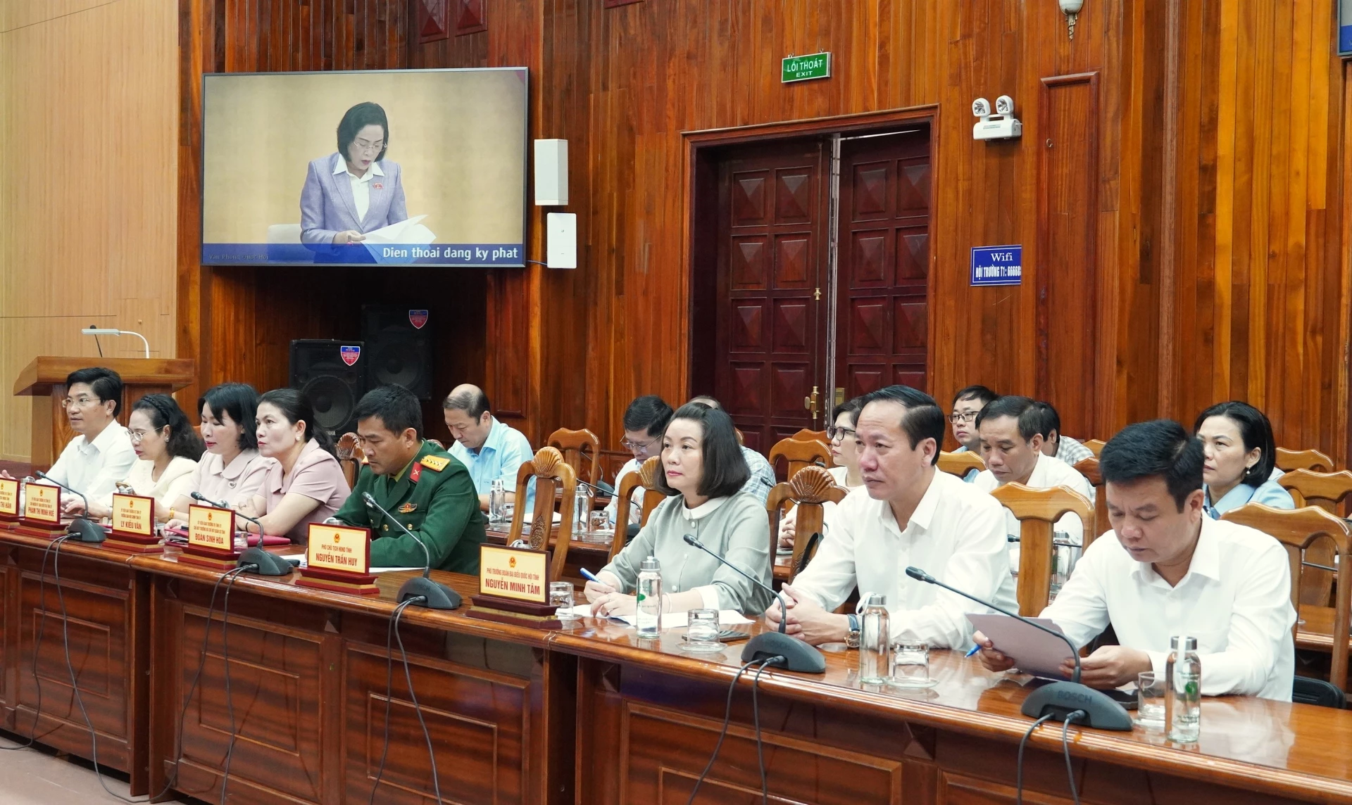 Đại biểu tham dự tại điểm cầu Quảng Trị - Ảnh: QV