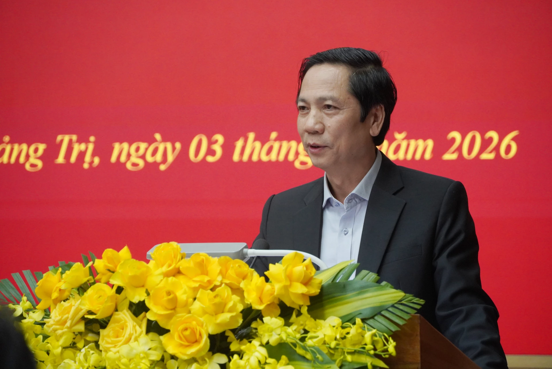 Đồng chí Phó Chủ tịch Thường trực UBND tỉnh Hoàng Nam phát biểu chỉ đạo tại hội nghị - Ảnh: HL.