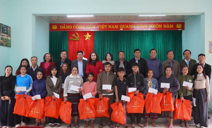 Mang Tết ấm đến mọi nhà