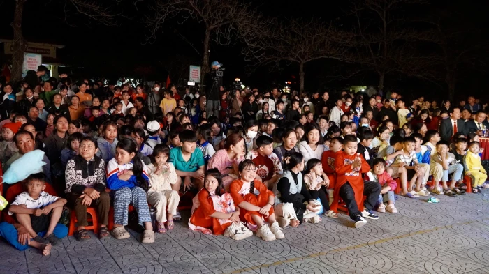 Xã Tân Mỹ: Tổ chức dạ hội văn nghệ 'Tết sum vầy-Xuân yêu thương'