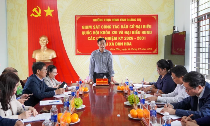 Đoàn giám sát của Thường trực HĐND tỉnh làm việc với xã Dân Hoá