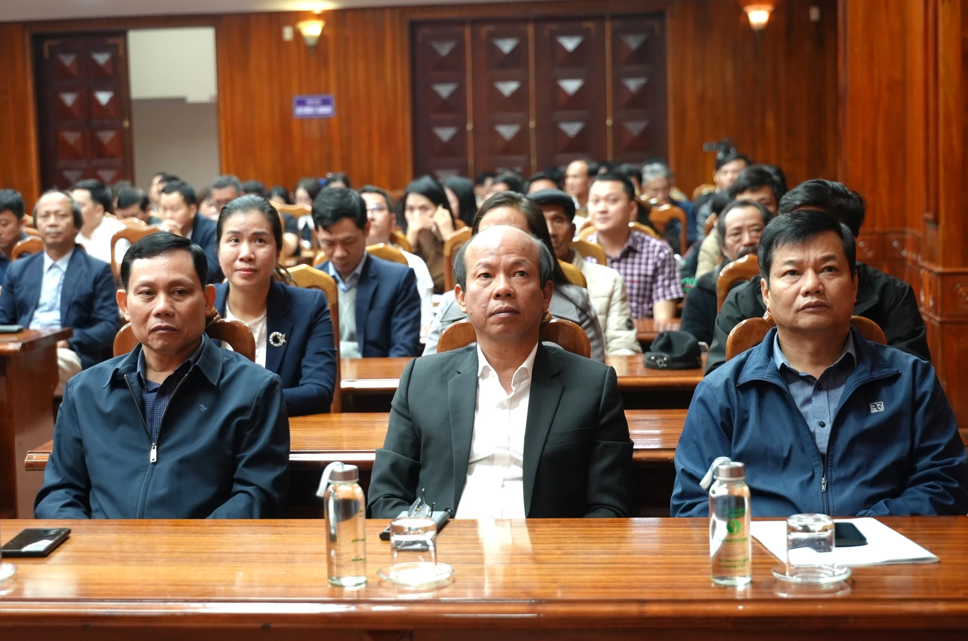 Các đại biểu tham dự buổi gặp mặt - Ảnh: T.Đ