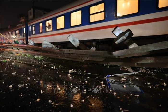 Một ngày xử lý 56 trường hợp vi phạm tại đường ngang đường sắt