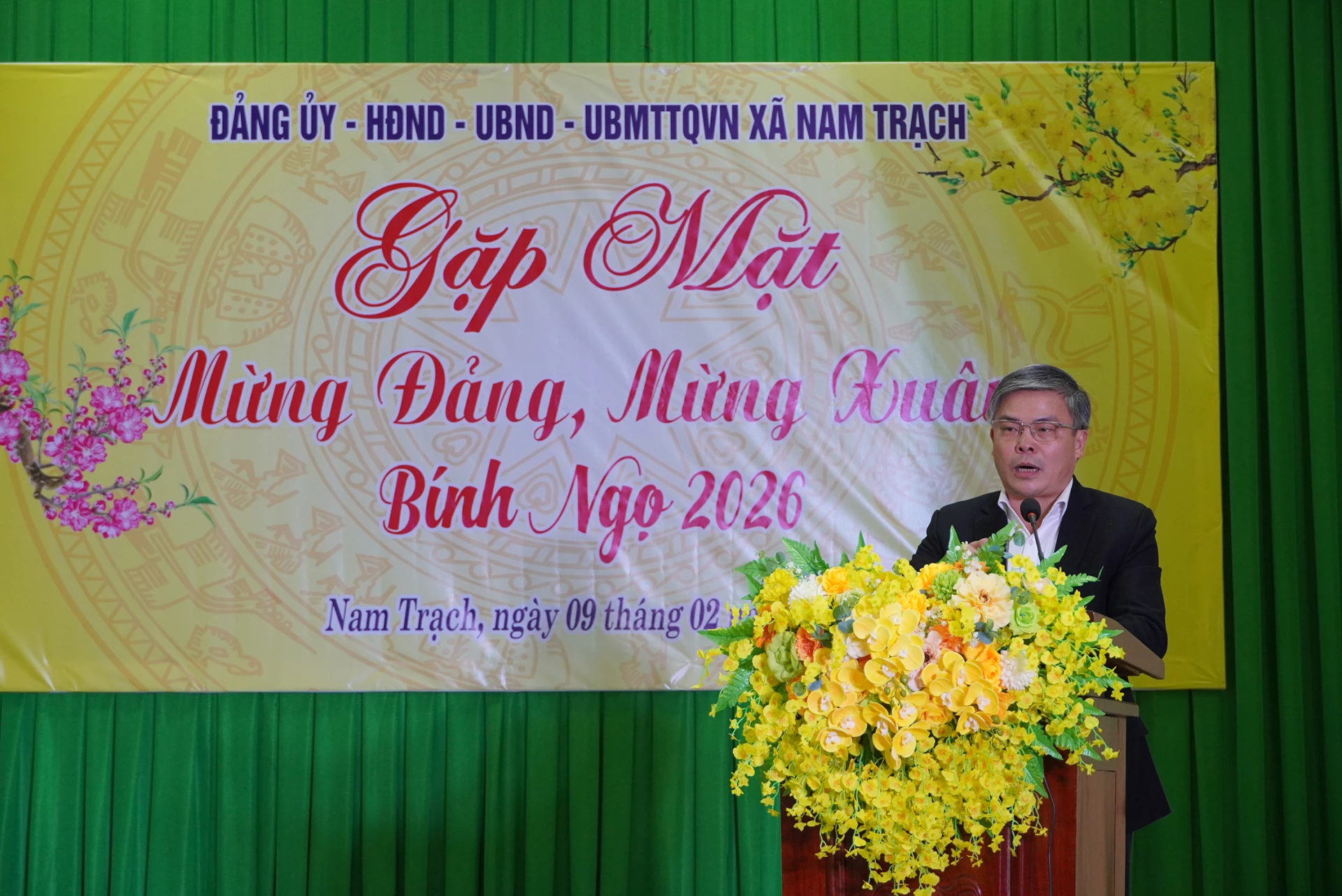 Đại diện lãnh dạo Đảng ủy xã Nam Trạch phát biểu tại buổi gặp mặt - Ảnh: L.M