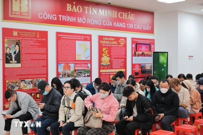 Mua vàng ngày vía Thần Tài: Giữ lộc đầu năm, tránh tâm lý 'đu đỉnh' theo đám đông