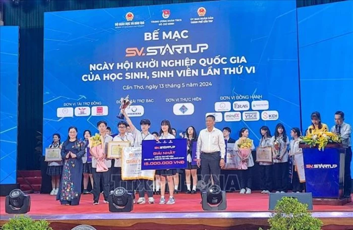 Phê duyệt Chương trình 'Hỗ trợ học sinh, sinh viên khởi nghiệp giai đoạn 2026-2035'