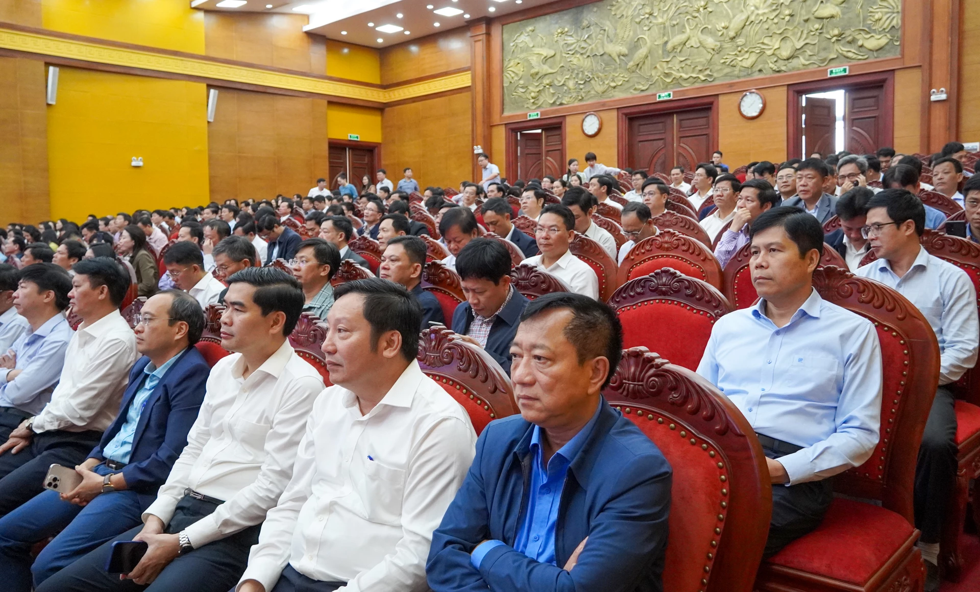 Các đại biểu tham dự hội nghị tại điểm cầu tỉnh Quảng Trị - Ảnh: N.H