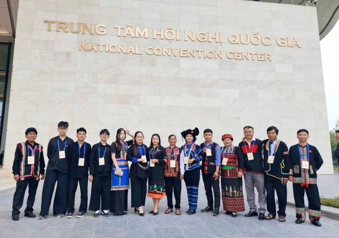 Học tập... Mạch nguồn lặng lẽ