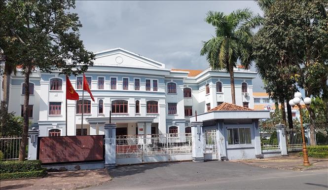 Trụ sở các cơ quan Mặt trận tổ quốc và đoàn thể tỉnh Bạc Liêu cũ được đề xuất giao cho Trung tâm Phát triển Quỹ đất để khai thác bán đấu giá hoặc mời gọi đầu tư. Ảnh: Tuấn Kiệt/TTXVN