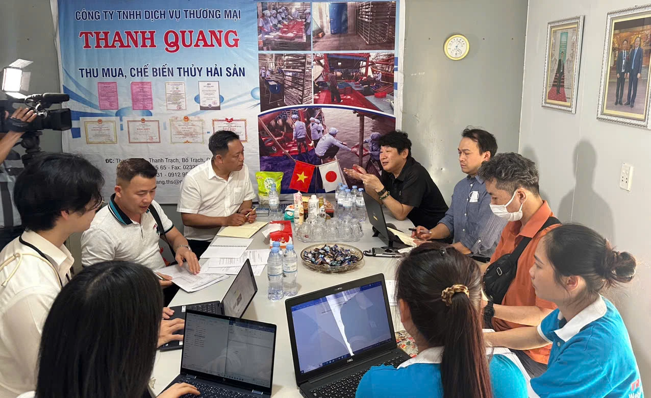 Công ty TNHH dịch vụ và thương mại Thanh Quang tham gia xúc tiến thương mại tại Lào - Ảnh: NVCC