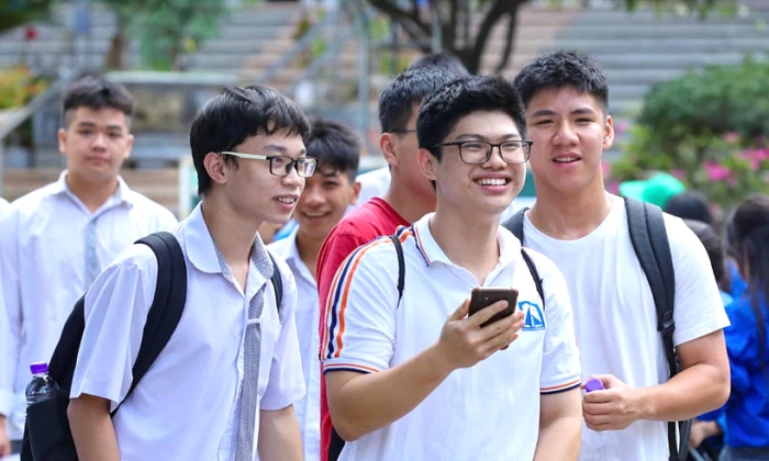 Từ Nghị quyết đến hành động: Giáo dục Việt Nam và hành trình tiến ra biển lớn