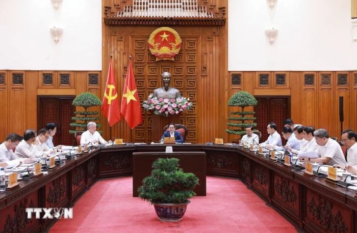 Thủ tướng yêu cầu tập trung giải quyết dứt điểm các dự án tồn đọng kéo dài