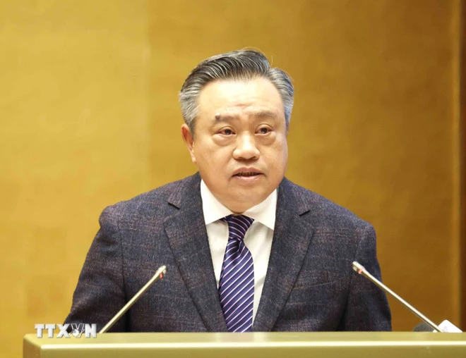 Ông Trần Sỹ Thanh, Ủy viên Bộ Chính trị, Bí thư Trung ương Đảng, Chủ nhiệm Ủy ban Kiểm tra Trung ương giới thiệu Chuyên đề: “Đổi mới công tác kiểm tra, giám sát góp phần tăng cường kỷ cương, kỷ luật đáp ứng yêu cầu nhiệm vụ trong tình hình mới theo tinh thần Nghị quyết Đại hội XIV của Đảng.” (Ảnh: Phương Hoa/TTXVN)