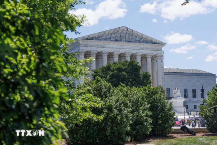 Chính phủ Mỹ có thể phải hoàn trả tiền thuế quan sau phán quyết của Tòa án Tối cao