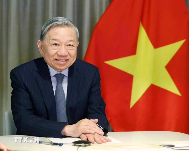 Tổng Bí thư Tô Lâm điện đàm với Thượng nghị sỹ Hoa Kỳ Steve Daines. (Ảnh: Thống Nhất/TTXVN)