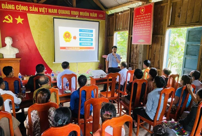 Tổ chức hơn 340 đợt tuyên truyền, giáo dục pháp luật cho người dân vùng đệm