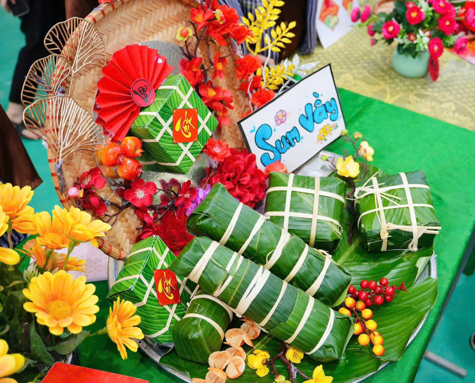 Mâm cỗ-một phần không thể thiếu của ngày Tết