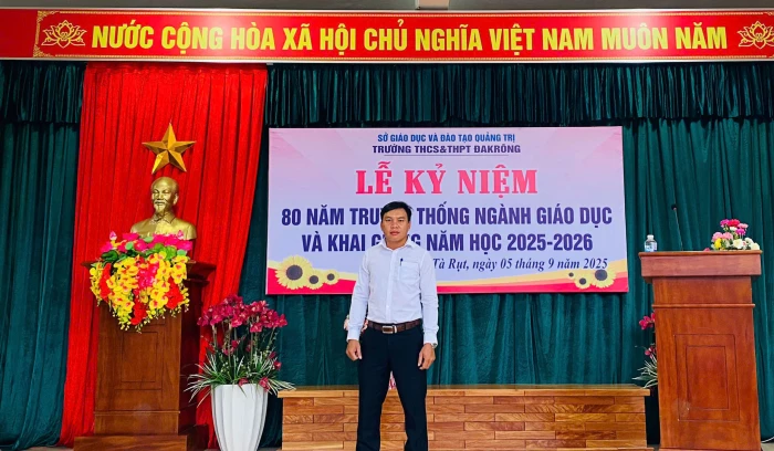 Thầy giáo dũng cảm cứu người giữa dòng nước xiết