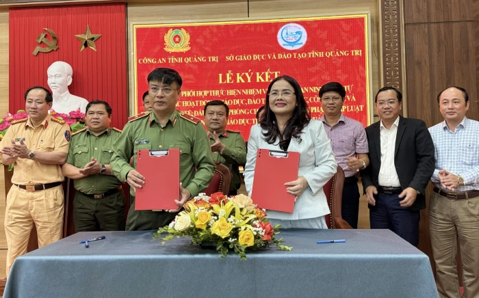 Ký kết phối hợp bảo đảm an ninh, trật tự trong ngành Giáo dục