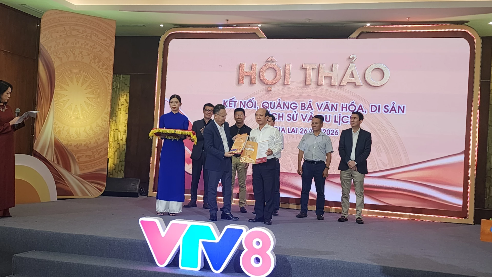 Nhà báo Nguyên Lâm Thanh và Nhà báo Võ Nguyên Thủy