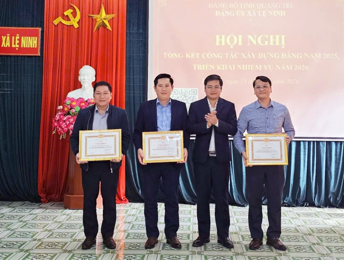 Xây dựng Đảng bộ trong sạch, vững mạnh