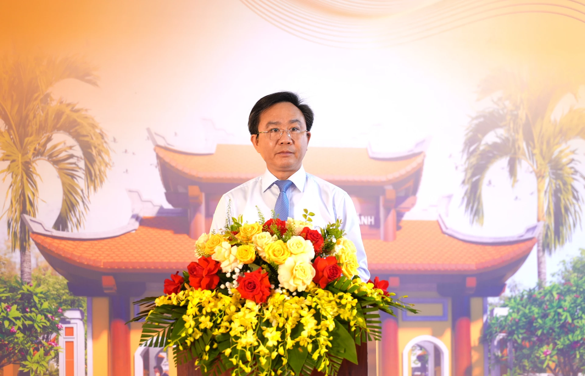 Đồng chí Hoàng Xuân Tân, Phó Chủ tịch UBND tỉnh phát biểu tại buổi lễ - Ảnh: T.Đ