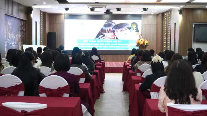 Xây dựng môi trường học tập giàu ngôn ngữ cho trẻ