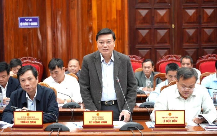 Tập trung tháo gỡ khó khăn, vướng mắc, đẩy nhanh tiến độ dự án Khu bến cảng Mỹ Thủy