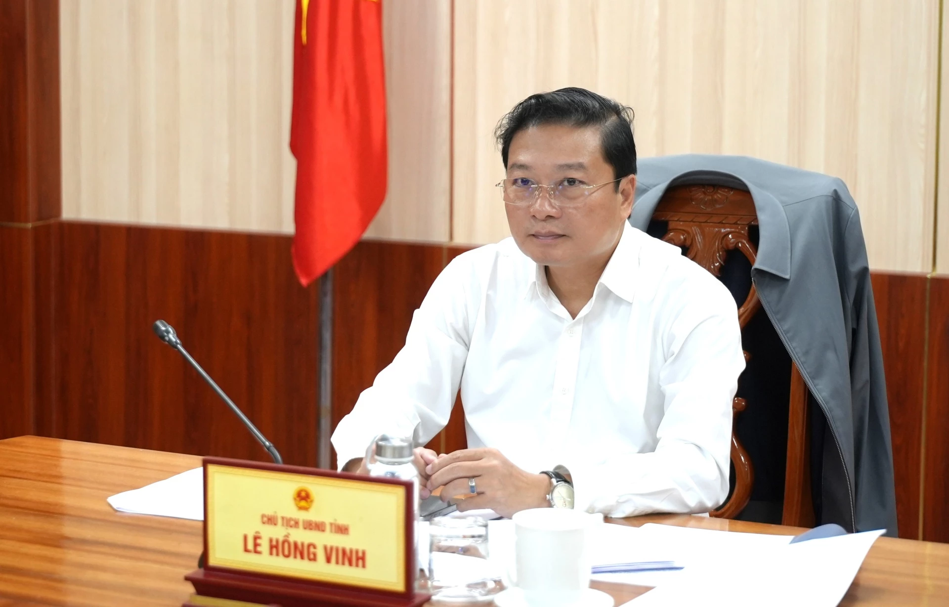 Đồng chí Lê Hồng Vinh, Chủ tịch UBND tỉnh chủ trì buổi làm việc - Ảnh: T.Đ
