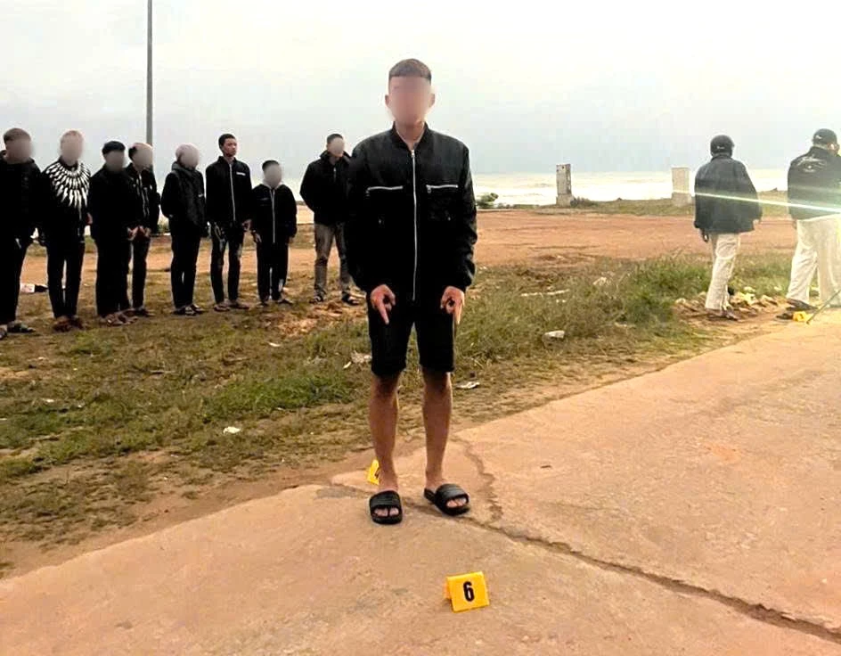 Vị trí mà đối tượng H.T.Đ (SN 2010) dùng kiếm chém vào tay anh Ngô Minh Đức - Ảnh: T.Đ