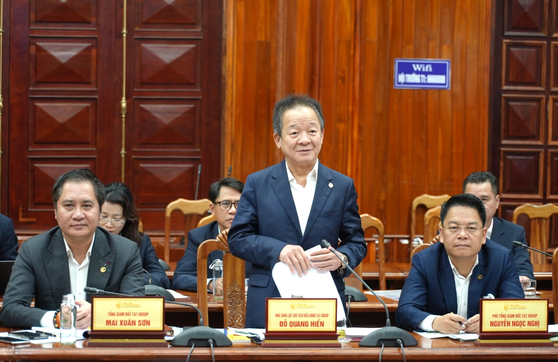 Ông Đỗ Quang Hiển, nhà sáng lập, Chủ tịch HĐQT Tập đoàn T&T phát biểu tại buổi làm việc - Ảnh: T.Đ