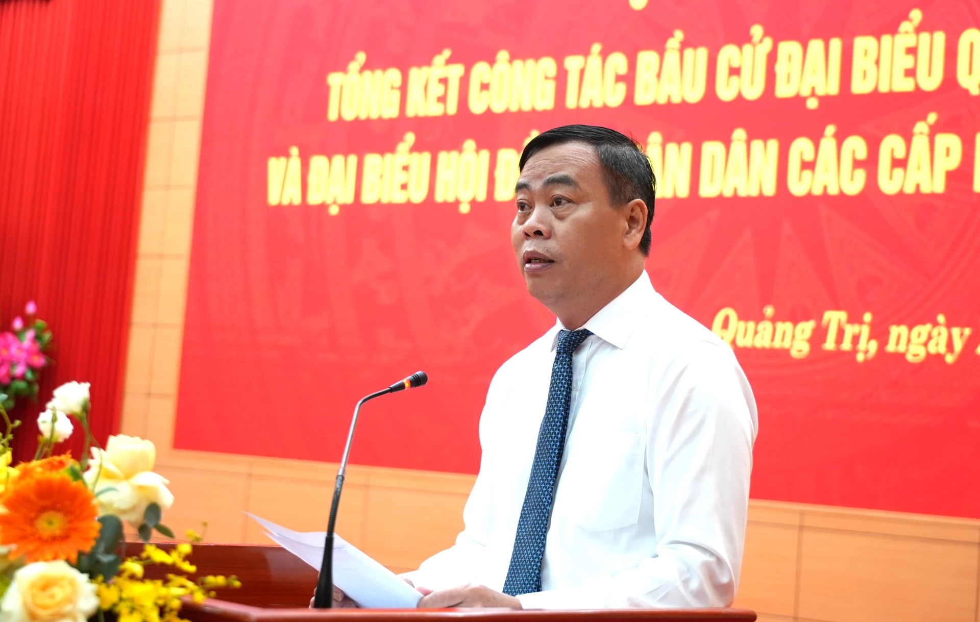 Đồng chí Nguyễn Đăng Quang, Chủ tịch HĐND tỉnh, Chủ tịch Ủy ban bầu cử tỉnh phát biểu khai mạc hội nghị - Ảnh: T.Đ