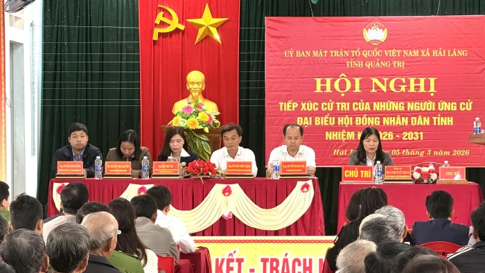 Các ứng cử viên đại biểu HĐND tỉnh tiếp xúc cử tri xã Hải Lăng