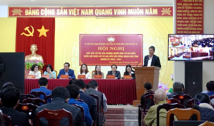 Ứng cử viên đại biểu HĐND tỉnh tiếp xúc cử tri tại xã Tuyên Bình