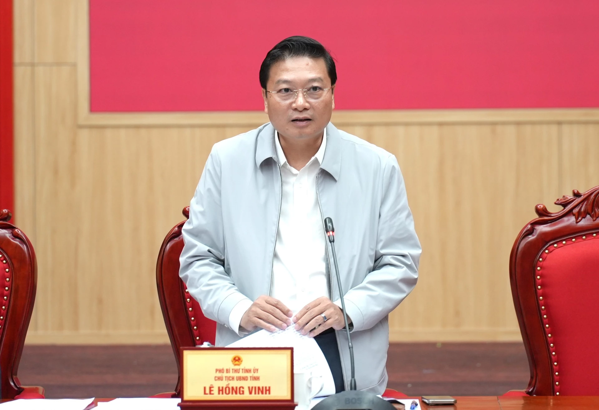 Đồng chí Lê Hồng Vinh, Chủ tịch UBND tỉnh phát biểu kết luận hội nghị - Ảnh: T.Đ