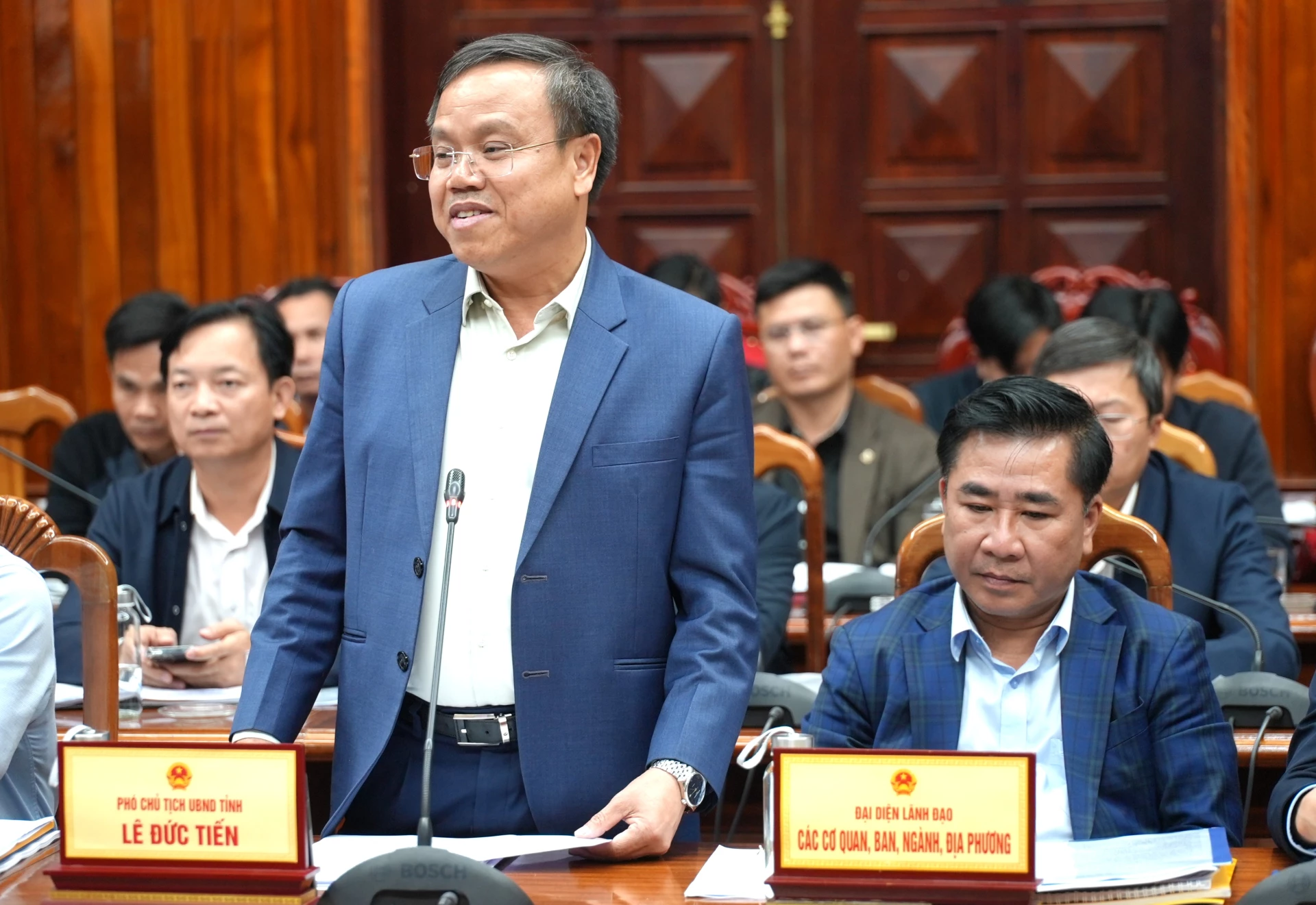 Đồng chí Lê Đức Tiến, Phó Chủ tịch UBND tỉnh phát biểu tại buổi làm việc - Ảnh: T.Đ