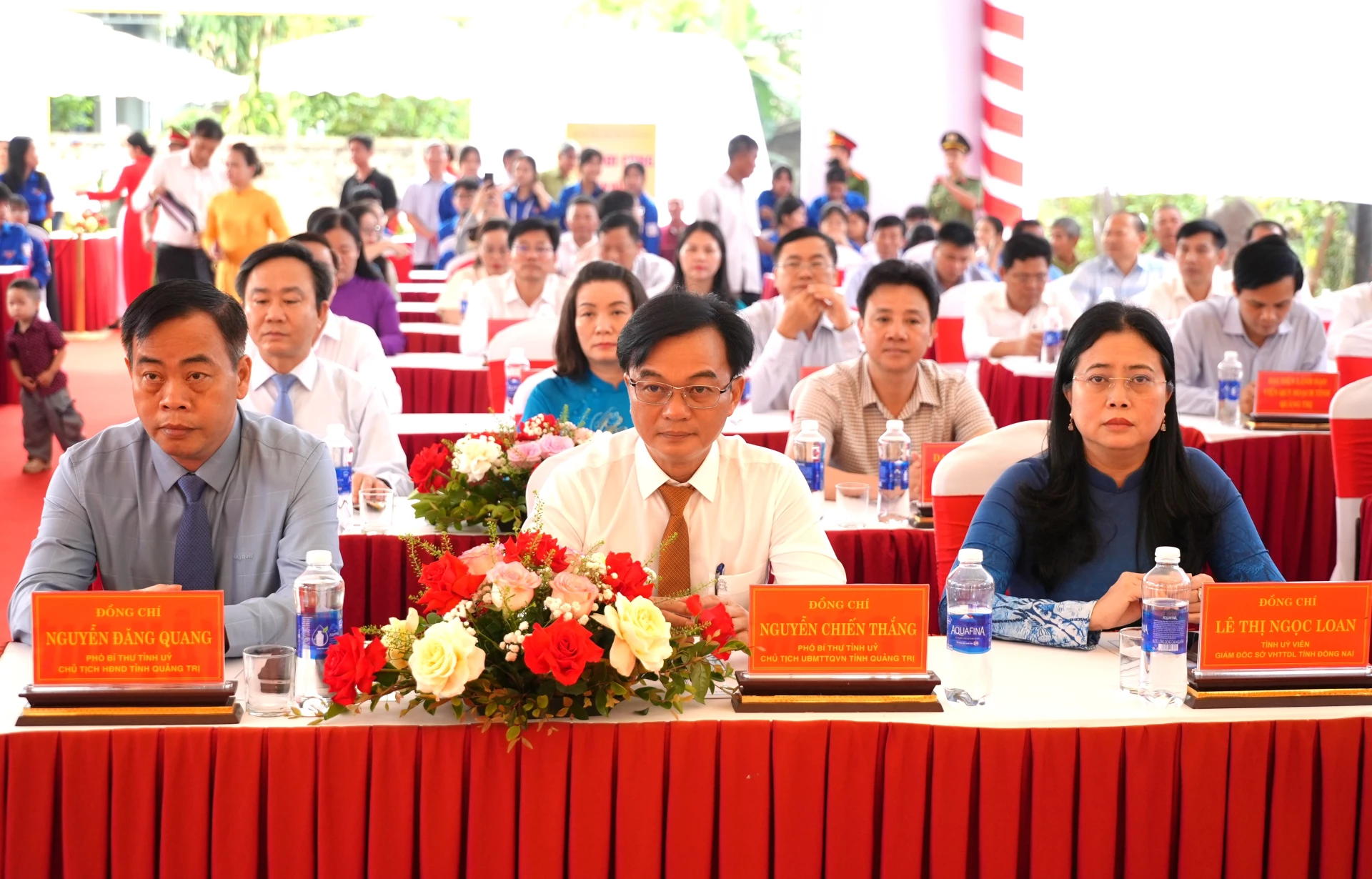 Các đồng chí lãnh đạo tỉnh tham dự buổi lễ - Ảnh: T.Đ