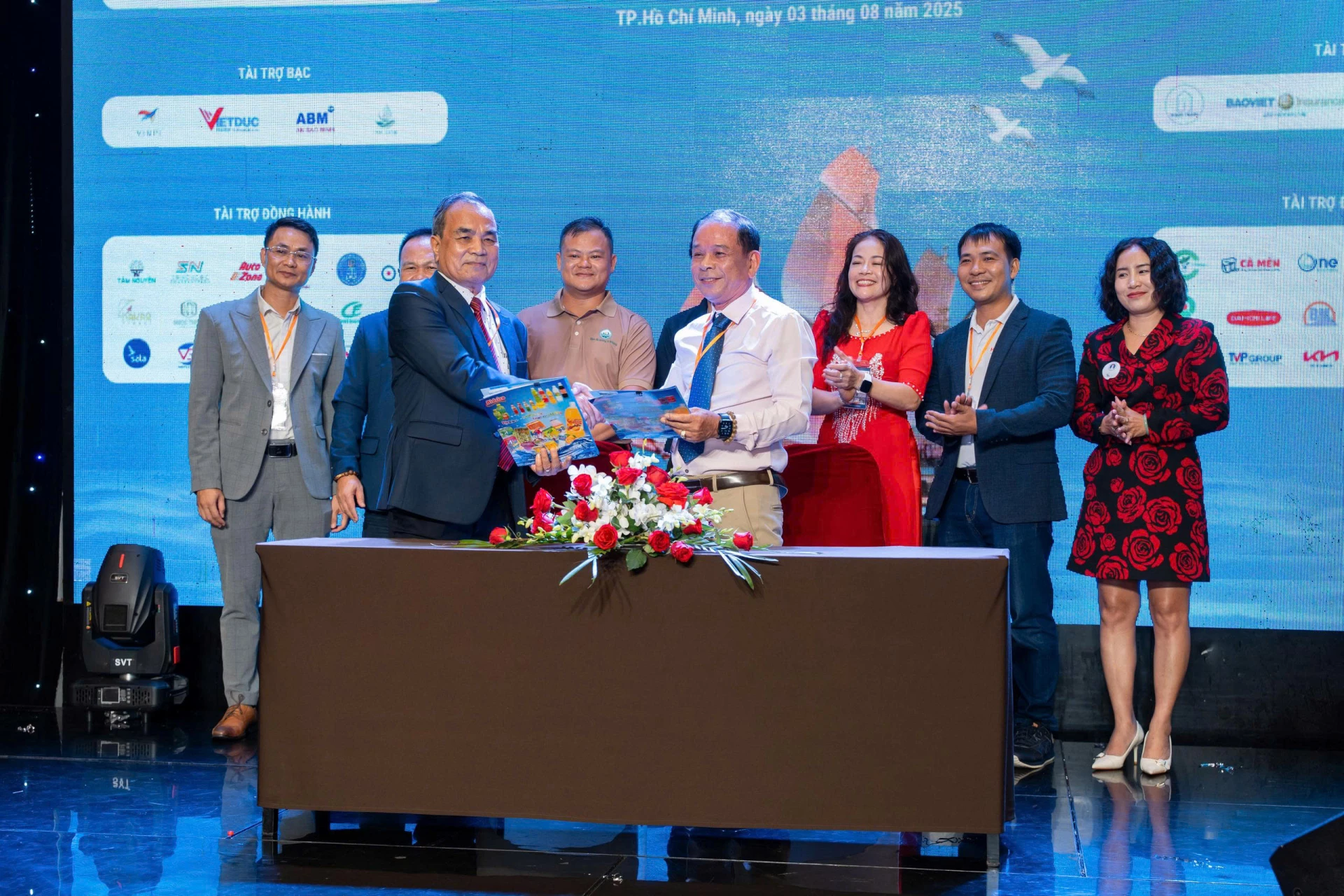 Thông qua các hoạt động kết nối, xúc tiến thương mại và hỗ trợ hội viên, Câu lạc bộ Doanh nhân Quảng Trị tại TP Hồ Chí Minh góp phần xây dựng một cộng đồng doanh nhân đoàn kết, cùng nhau phát triển và đóng góp tích cực cho xã hội.