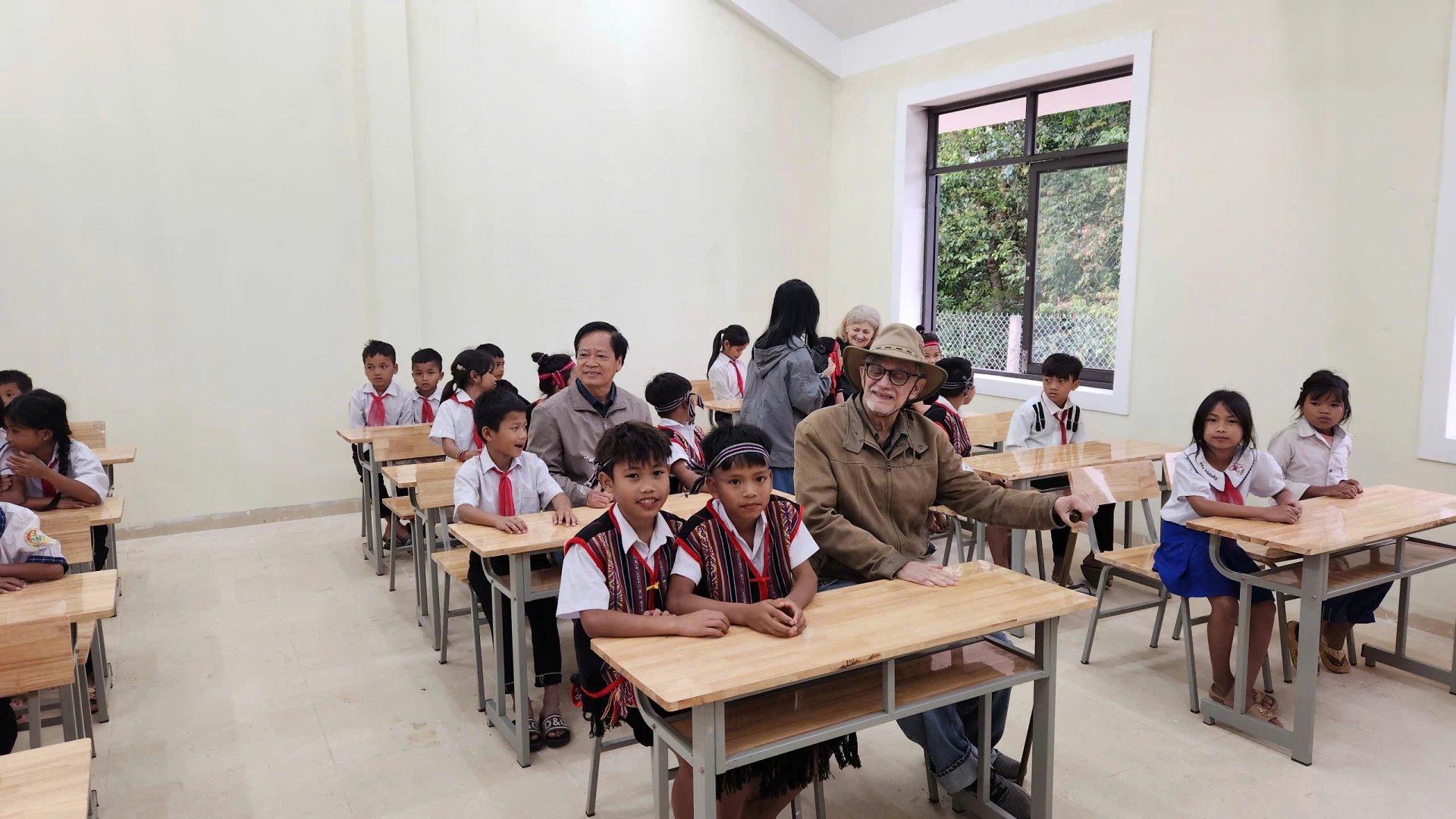 Niềm vui của các em học sinh - Ảnh: Liên hiệp các tổ chức hữu nghị tỉnh Quảng Trị