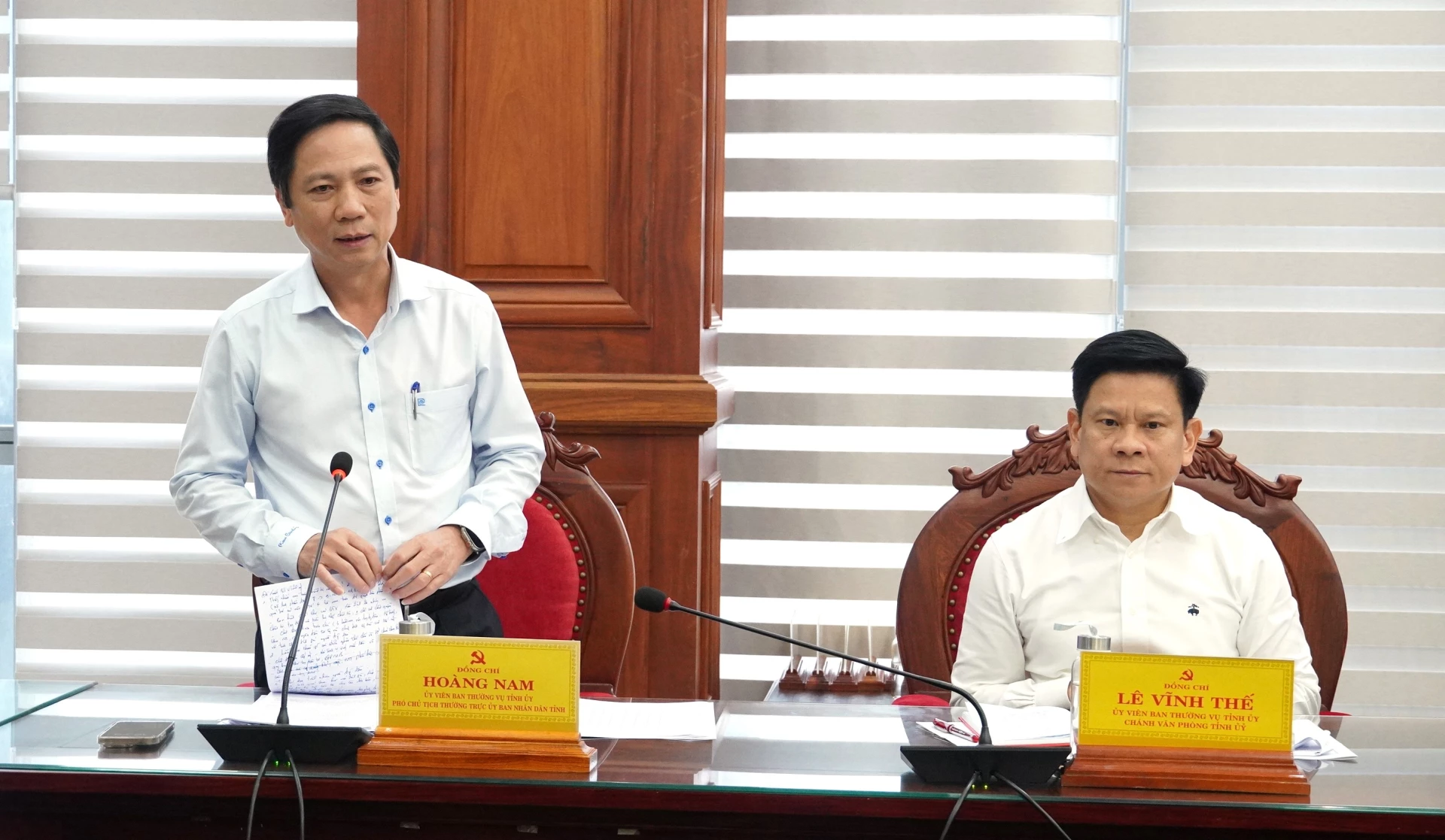 Đồng chí Hoàng Nam, Phó Chủ tịch Thường trực UBND tỉnh phát biểu tại buổi làm việc - Ảnh: QV 