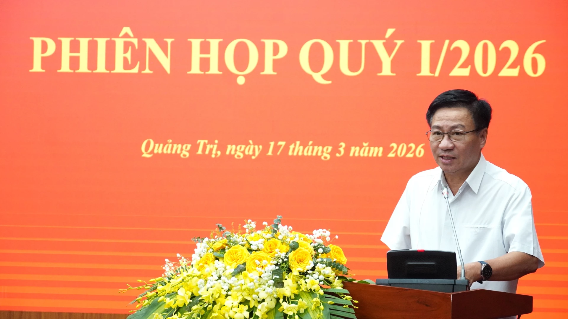 Đồng chí Đào Mạnh Hùng, Phó Chủ tịch Thường trực Ủy ban MTTQ Việt Nam tỉnh phát biểu tại phiên họp - Ảnh: QV