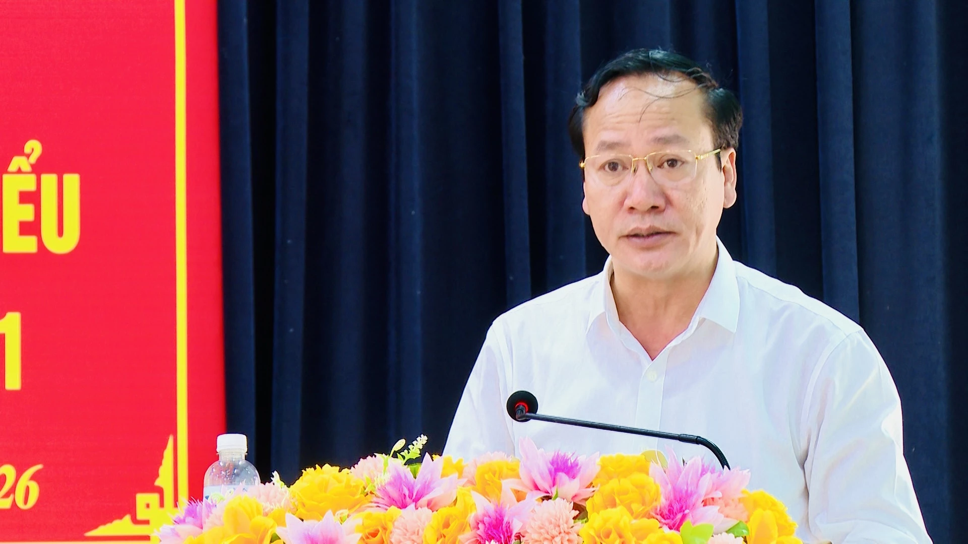 Ông Nguyễn Xuân Đạt, Tỉnh uỷ viên, Bí thư Đảng ủy, Giám đốc Sở Tài chính trình bày chương trình hành động tại hội nghị - Ảnh: Đ.A