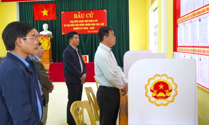 Thường xuyên kiểm tra, đôn đốc công tác bầu cử tại địa phương